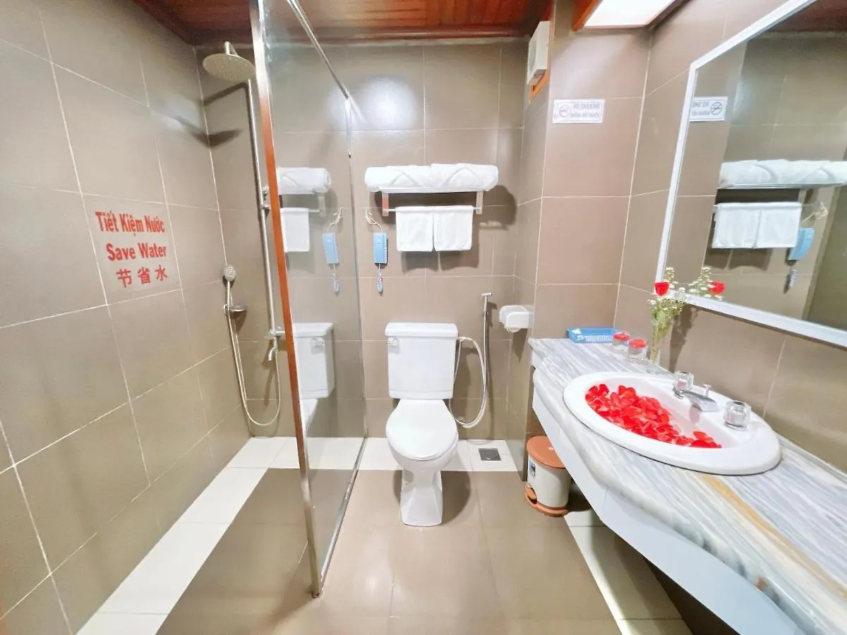 Hotel Khach San Hanh Long Ho Chi Minh City