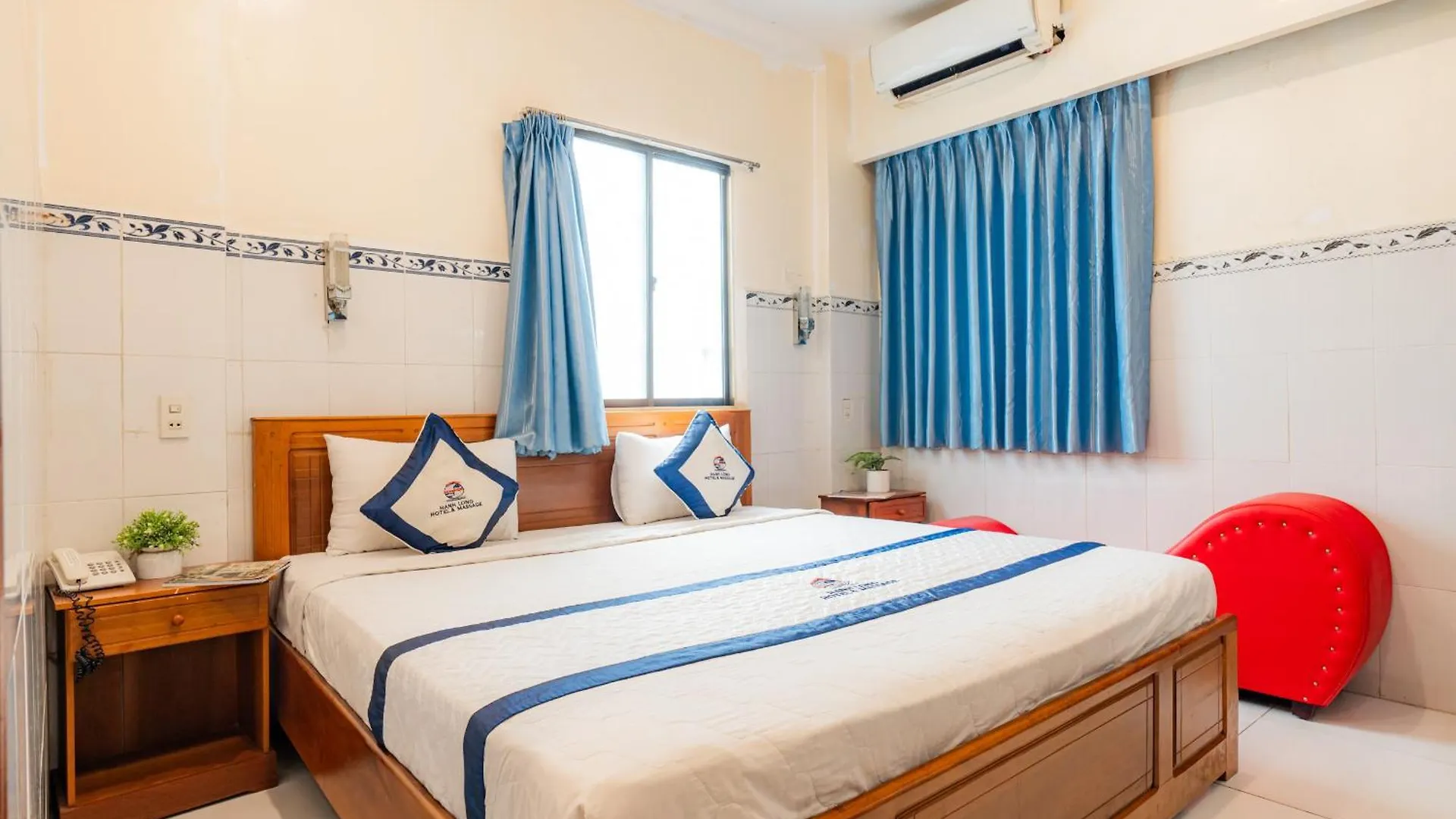 Hotel Khach San Hanh Long Ho Chi Minh City